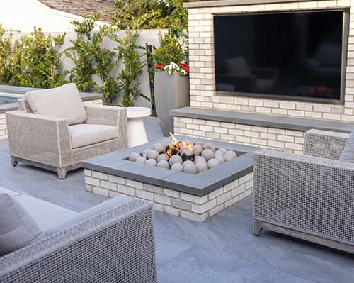 Patios in Hermitage